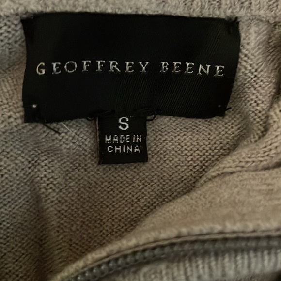 Geoffrey Beene Light Grey Heather Pullover Sweater - Small - Picture 4 of 5